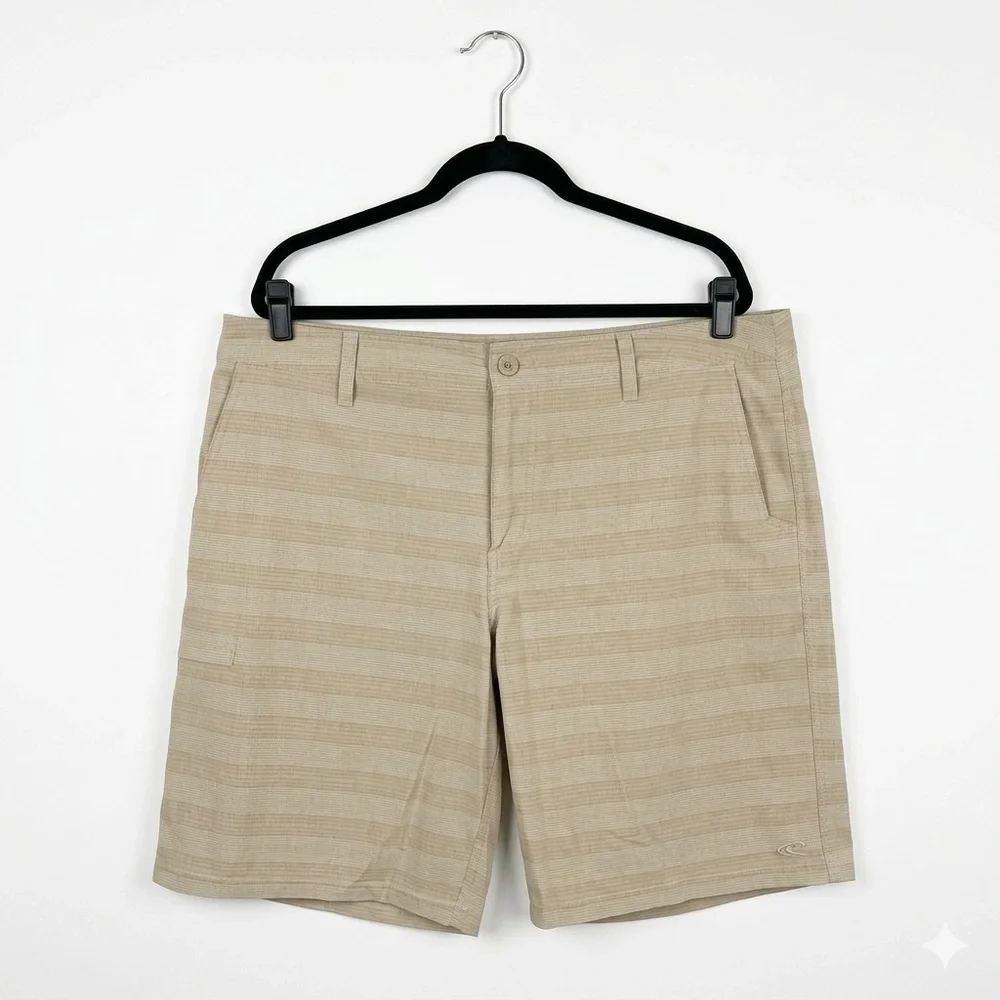 O'Neill‎ Men's Tan Striped Flat-Front Shorts 40